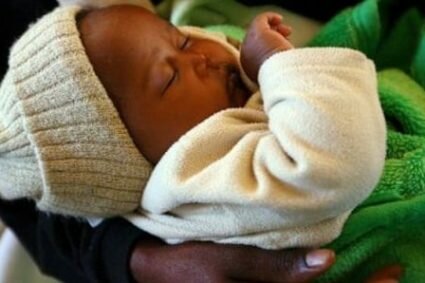 Nigéria : un couple vend son bébé d’un mois à 1,7 million de nairas et se fait arrêter